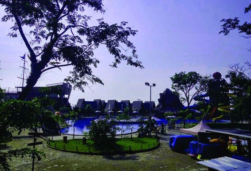 هتل Cirebon Waterland
