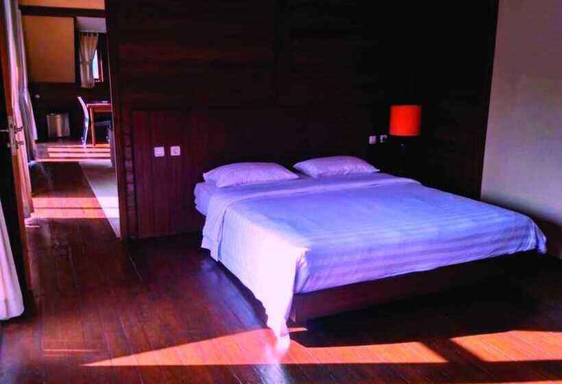 هتل Cirebon Waterland