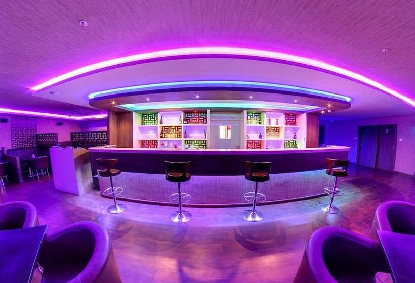 فندق Holiday Residency Coimbatore