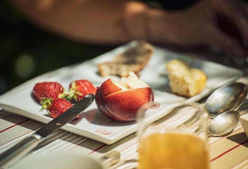 فندق Les Jardins De Baracane