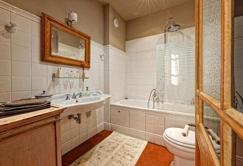 فندق Les Jardins De Baracane