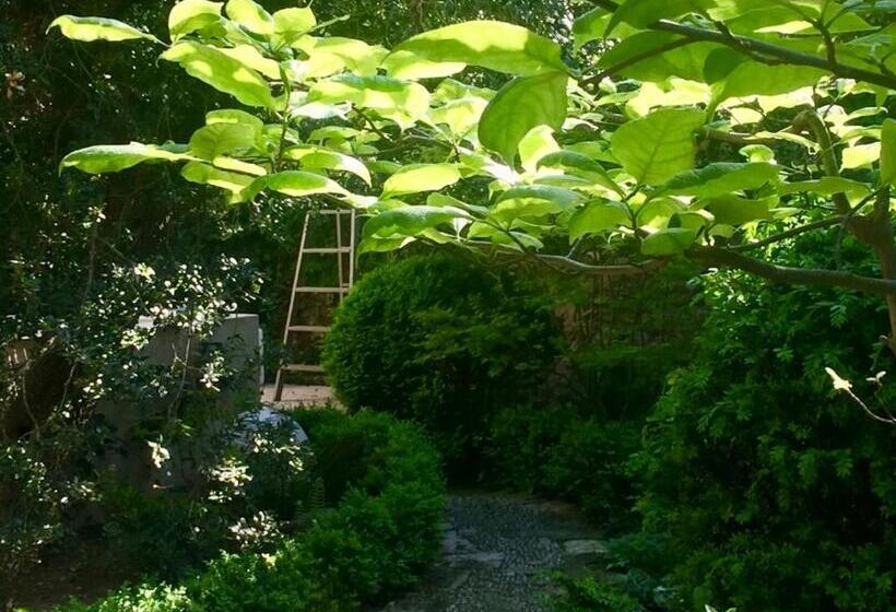 فندق Les Jardins De Baracane