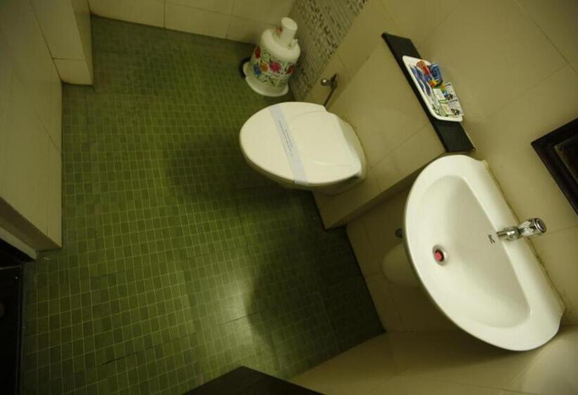 هتل Orion Residency