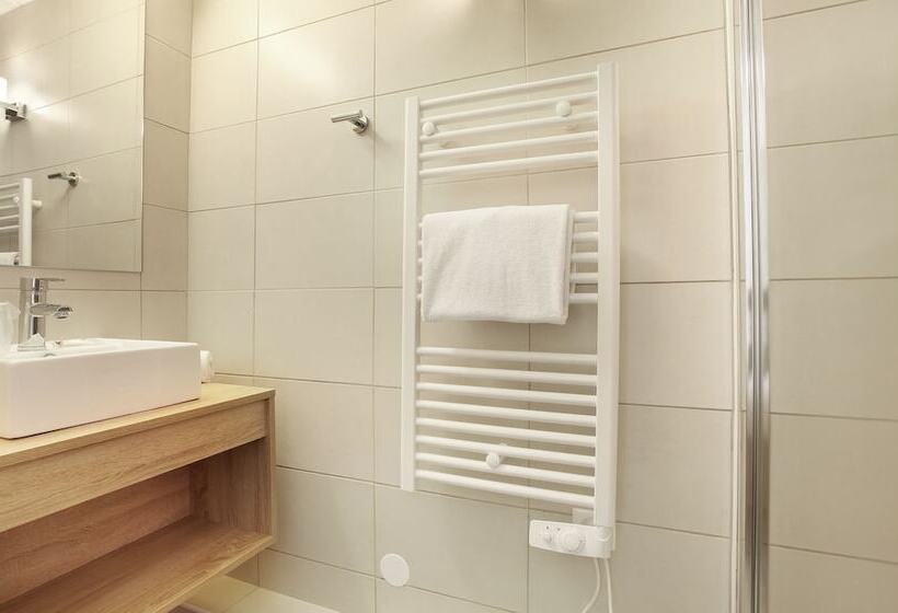 هتل Residence Odalys Le Village Camarguais Les Gardians