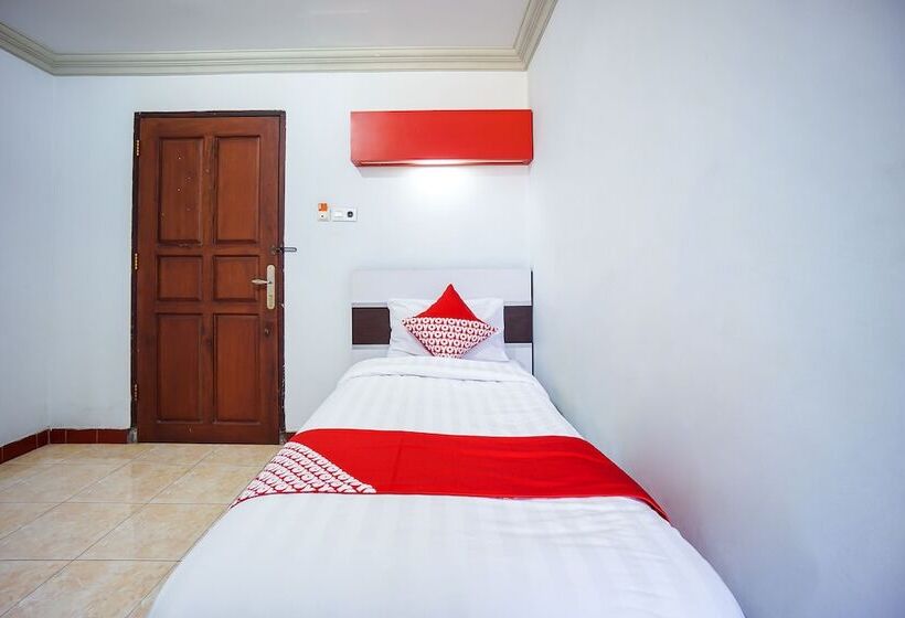 هتل Riverside Manado