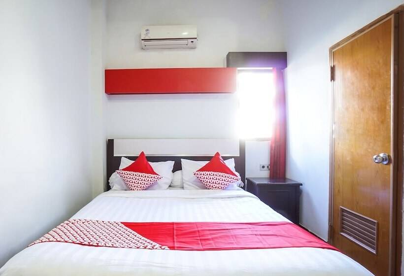 هتل Riverside Manado