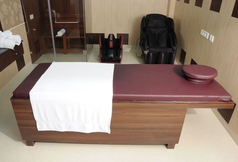 هتل Saibala Budget Airport