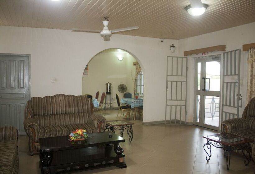 فندق Sundowner Lodge