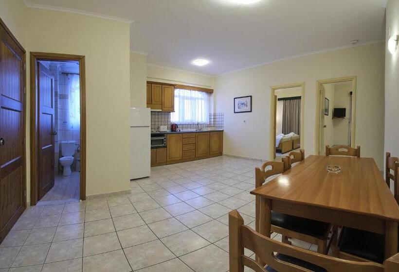 هتل Sunny Corfu Apartments