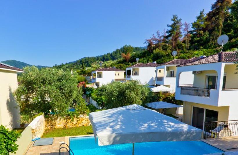 هتل Thassian Villas