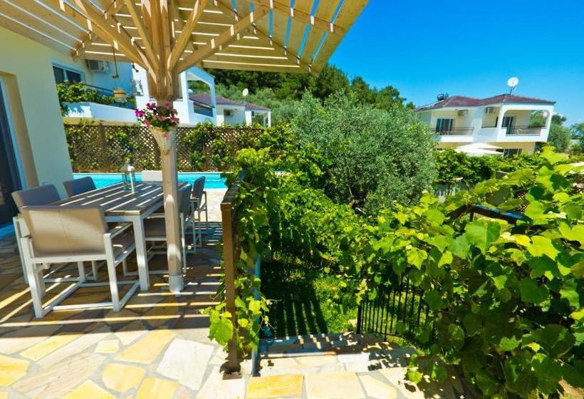 هتل Thassian Villas