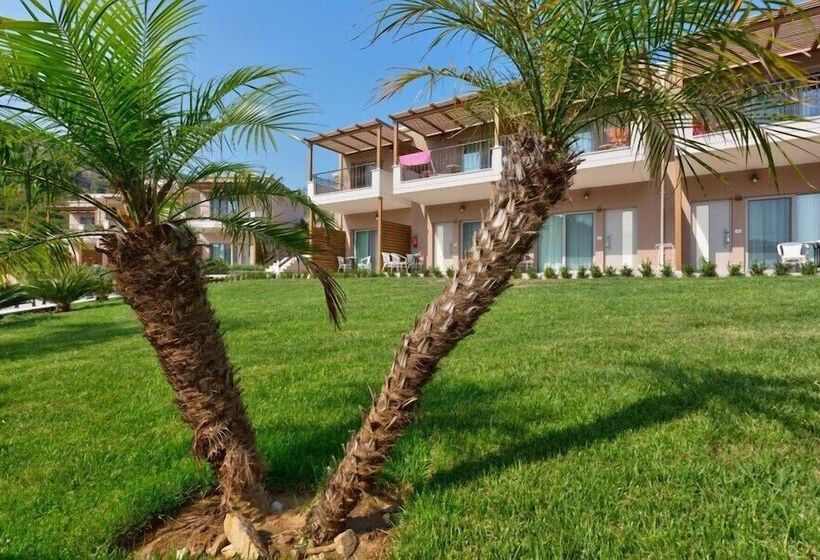 هتل Thassos Grand Resort