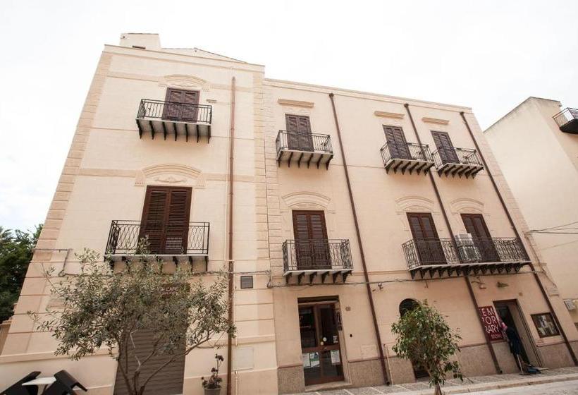 هتل Domus Mariae Appartamenti Per Uso Turistico