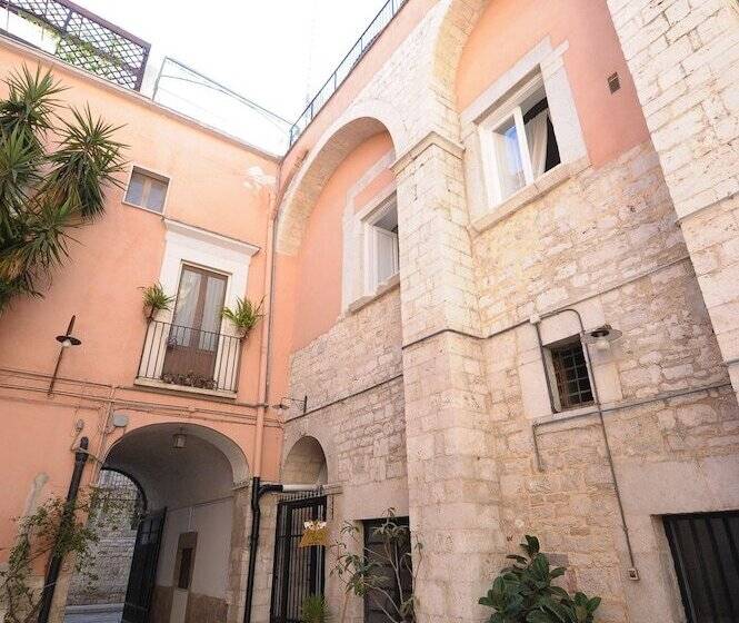هتل Saint Patrick Guest House