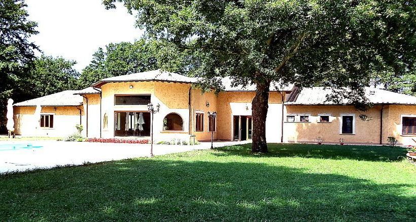 בית מלון כפרי Sciambreto