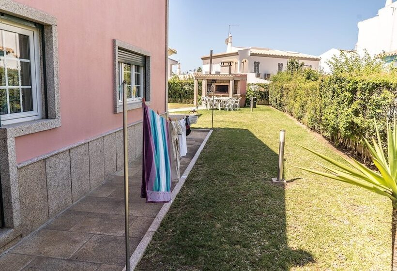 فندق Albufeira Lounge Guesthouse Hostel