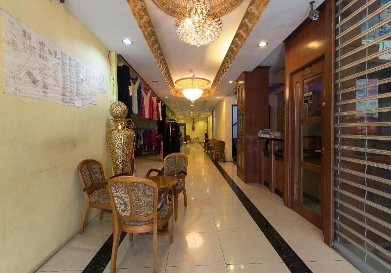 فندق Lebuh Queen City