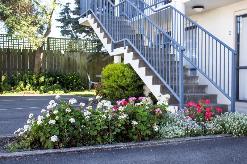 هتل Asure Phoenix Motor Inn