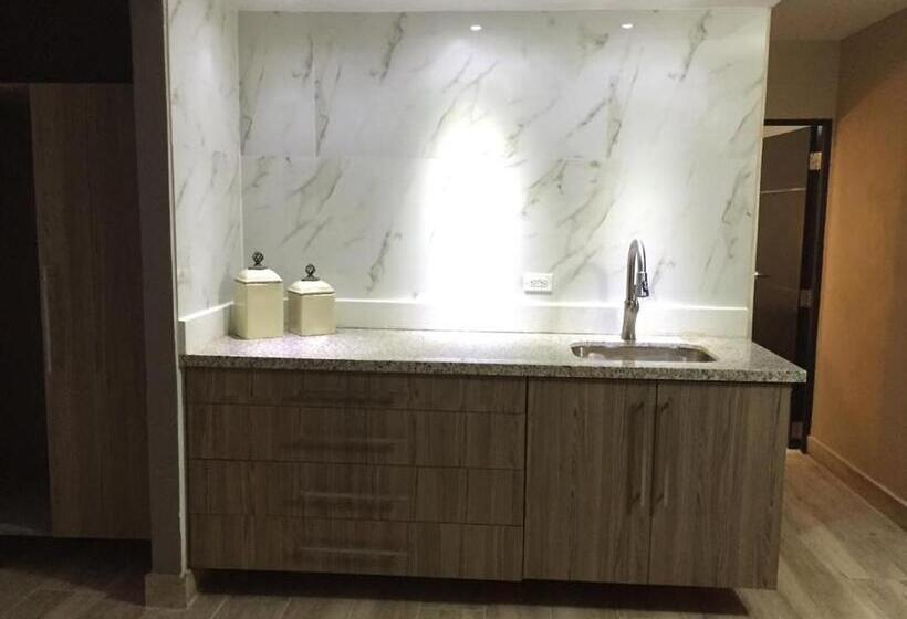 هتل Segovia Studio Units