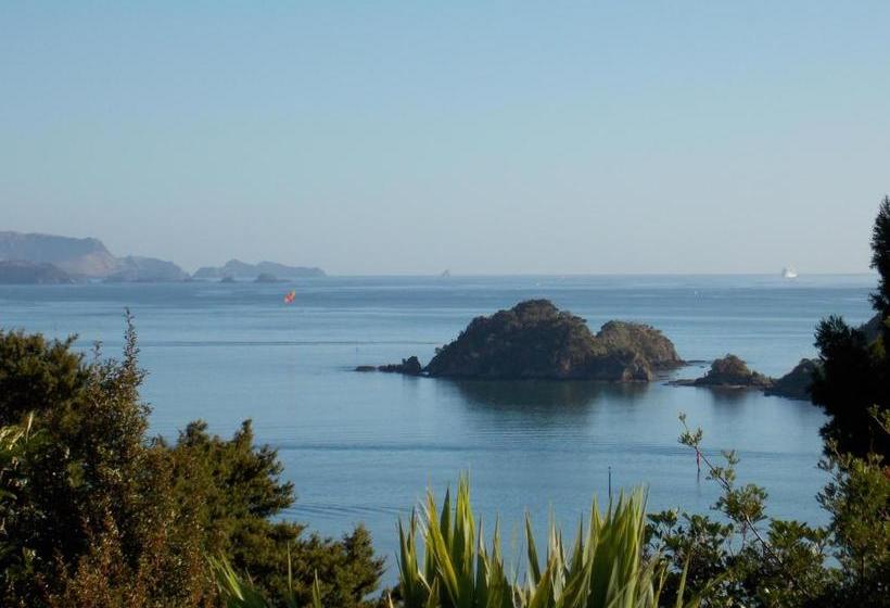 هتل Top Of The Bay