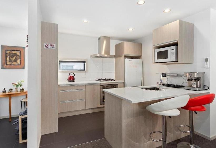 هتل City Central New Townhouse