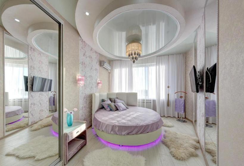 هتل Innhome Apartments - Bratiev Kashirinykh