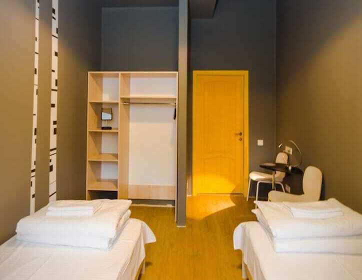 호텔 Inwood Hostel