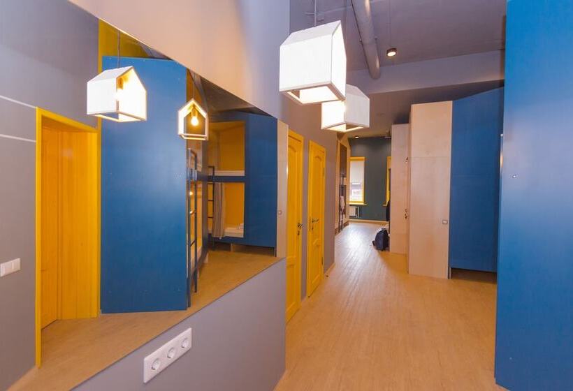 호텔 Inwood Hostel