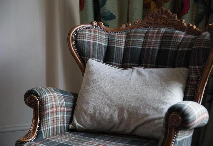 فندق King John Inn