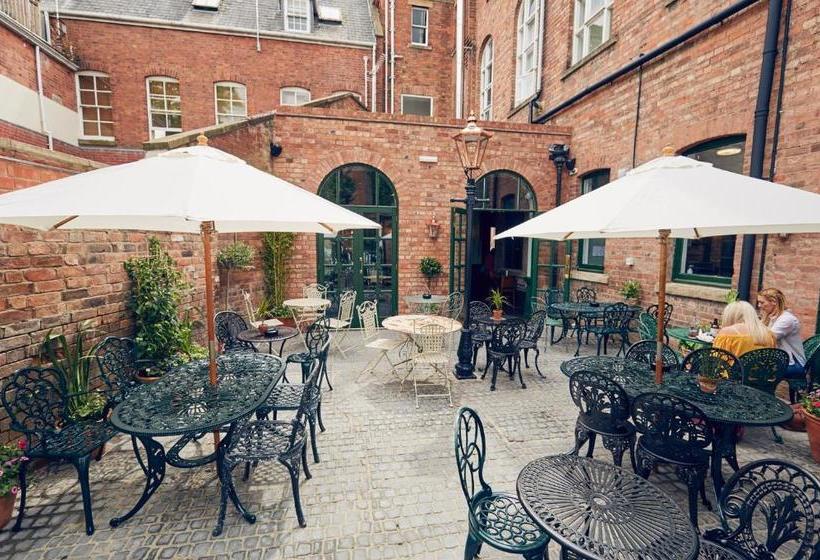 هتل The Old Coffee Tavern