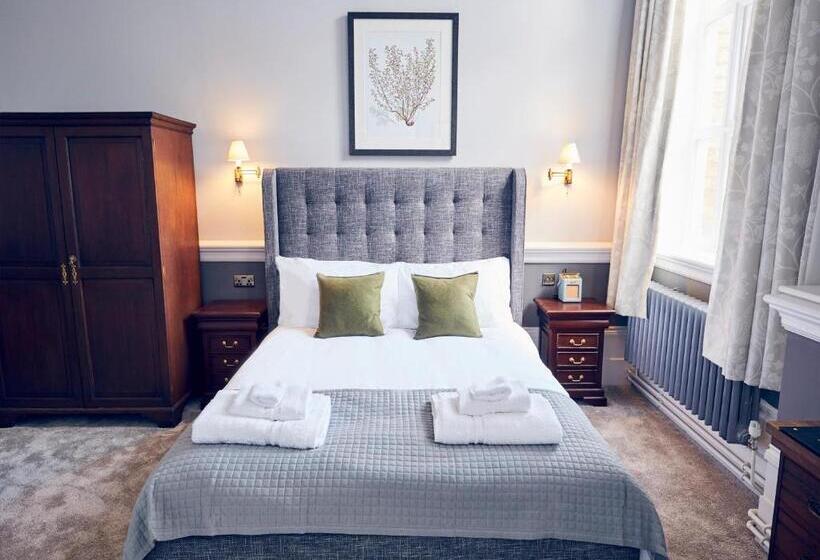 هتل The Old Coffee Tavern