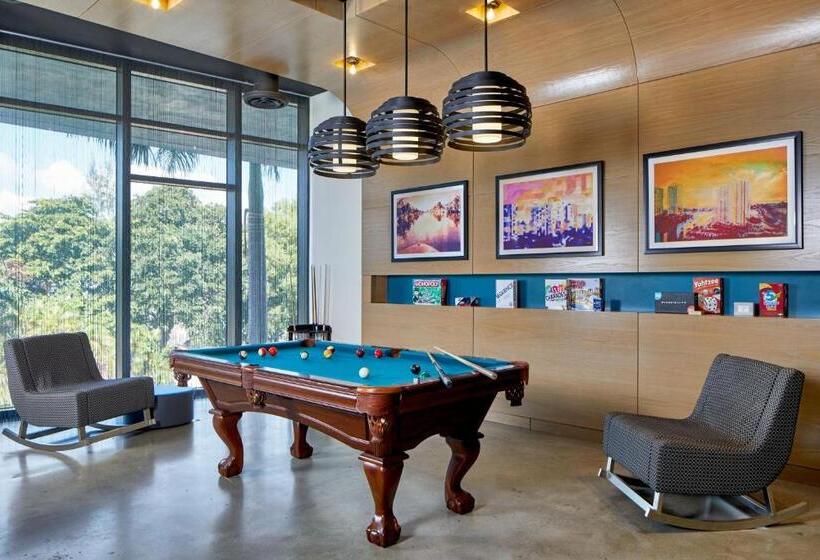 فندق Aloft Miami Aventura