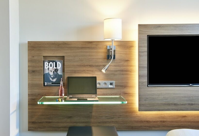 בית מלון כפרי Moxy Glasgow Merchant City