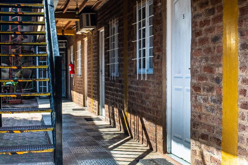 هتل Posada Los Tajibos