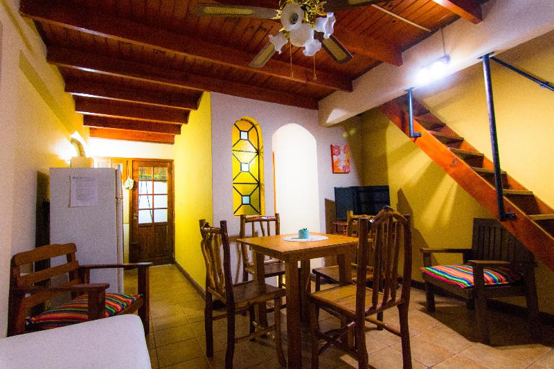 هتل Posada Los Tajibos