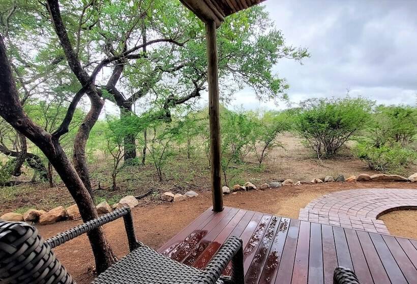 فندق The Baobab Bush Lodge, No Self Catering