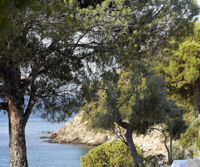 هتل Elivi Skiathos