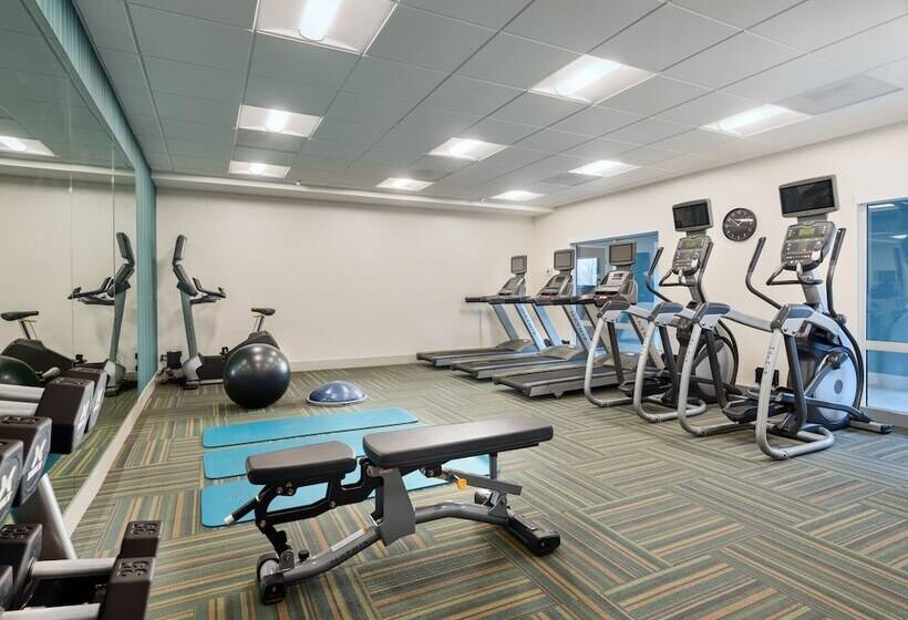 فندق Holiday Inn Express & Suites Salem North   Keizer, An Ihg