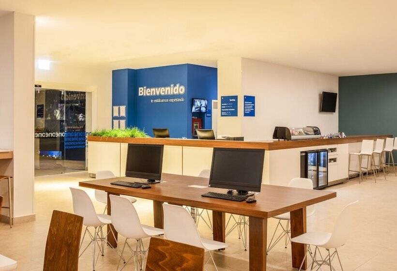 ホテル One Ciudad De Mexico La Raza