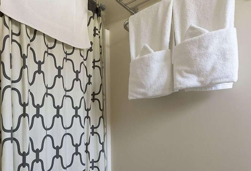 فندق Rehoboth Guest House   Adults Only