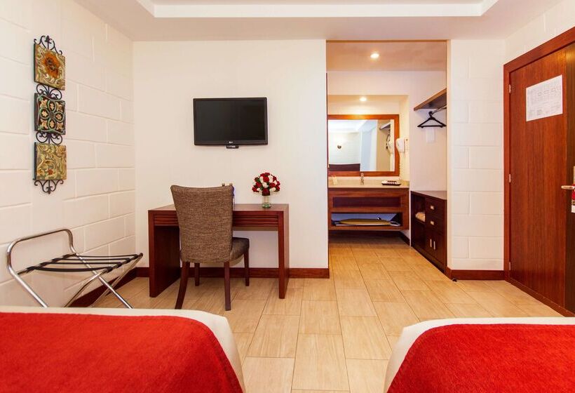 هتل Rincon De Puembo; Bw Signature Collection