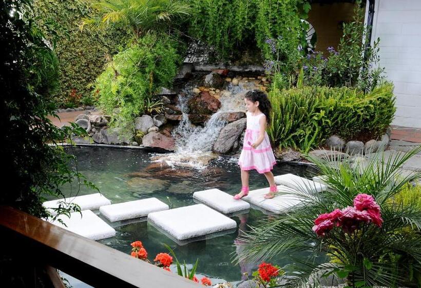 هتل Rincon De Puembo; Bw Signature Collection