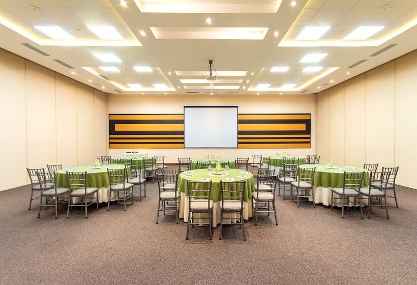 هتل Rincon De Puembo; Bw Signature Collection