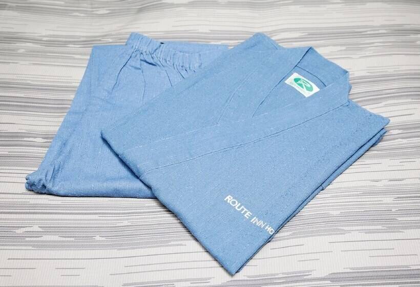 فندق Route Inn Saiki Ekimae