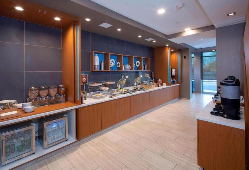 هتل Springhill Suites By Marriott Newark Downtown