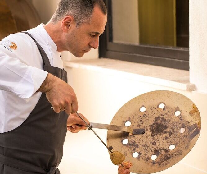 The Pantheon Iconic Rome Hotel, Autograph Collection