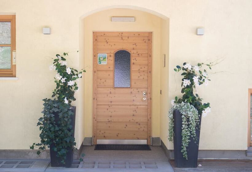 هتل Agritur Casteller