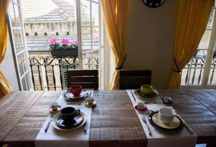 هتل B&b Piccoli Leoni