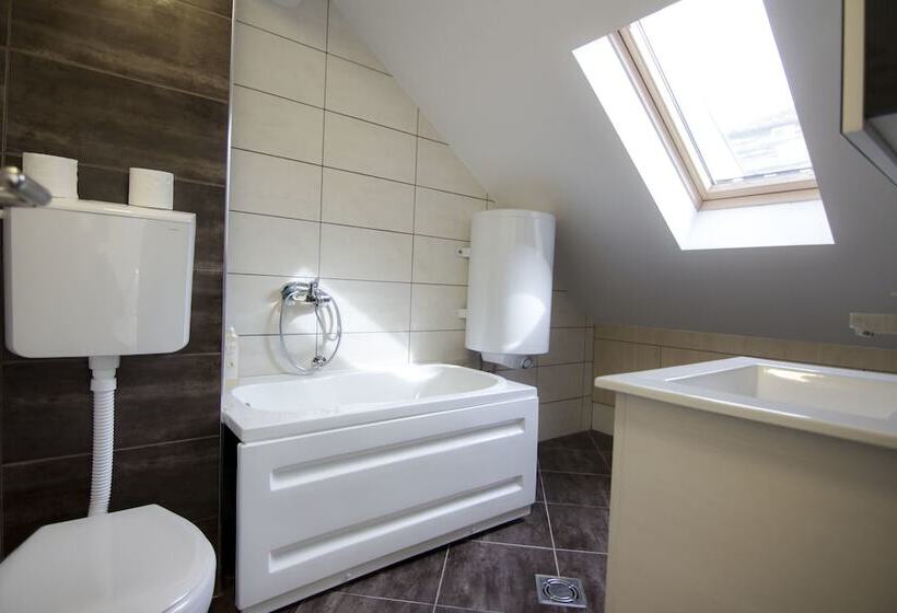 هتل Central Park Residence