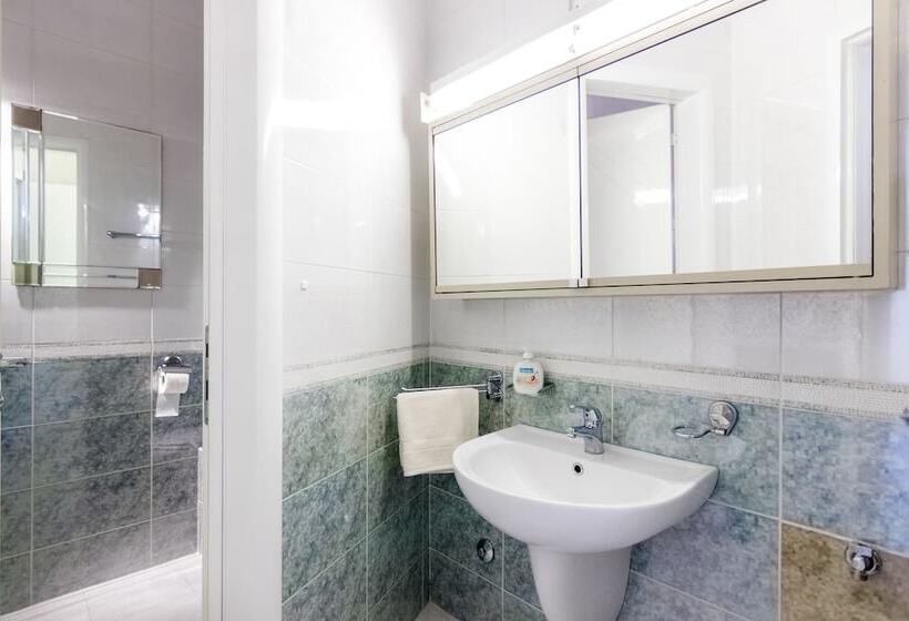 هتل Central Park Residence